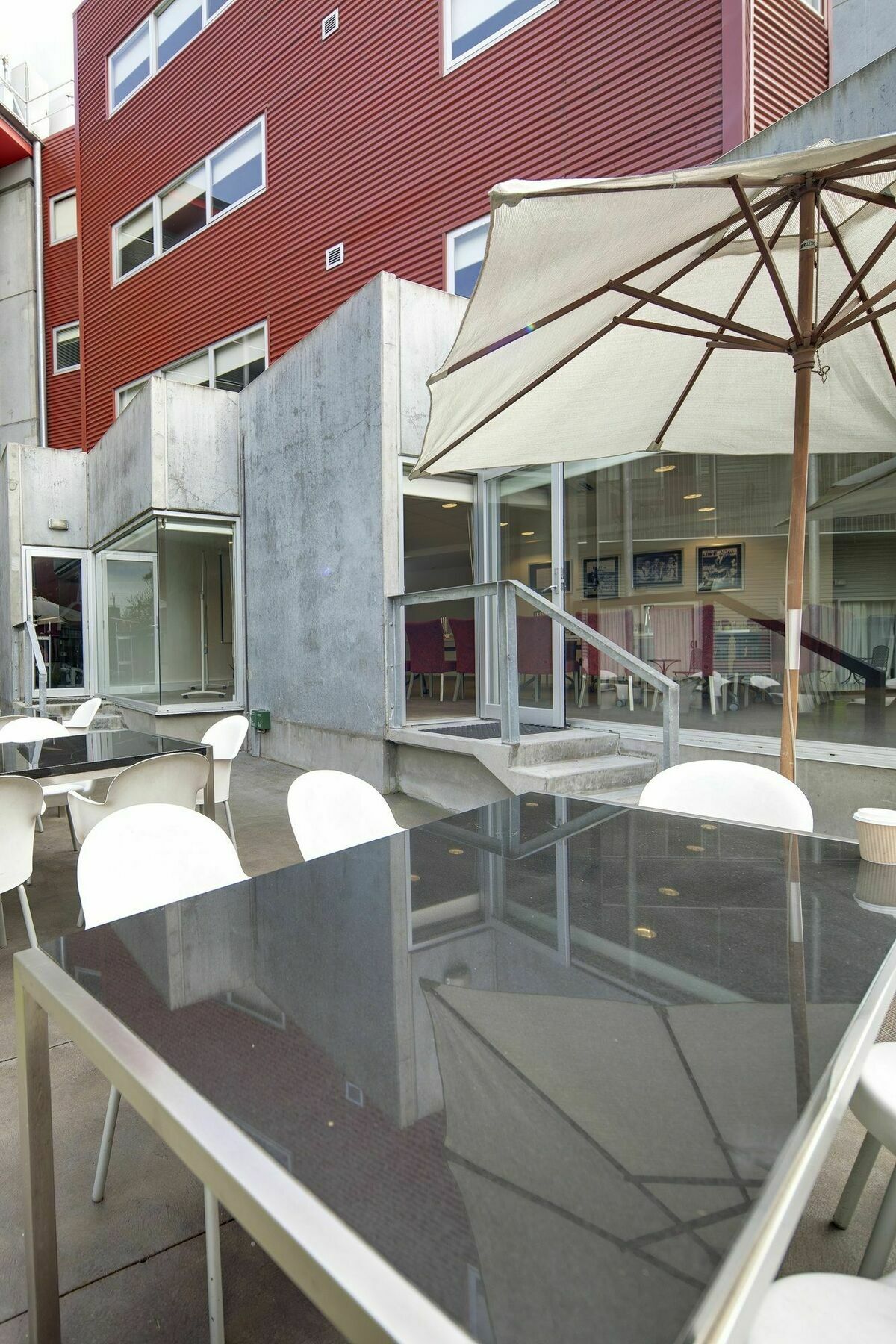 Punthill Essendon Aparthotel Melbourne Exterior photo